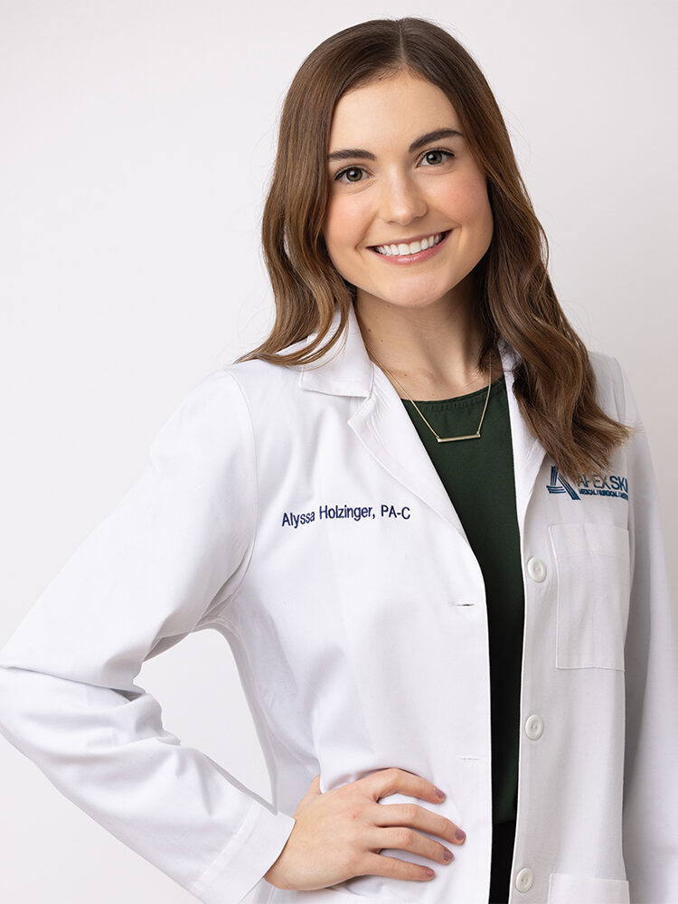 Alyssa Holzinger – Dermatology Physician Assistants Alyssa Holzinger - Dermatology Physician Assistants